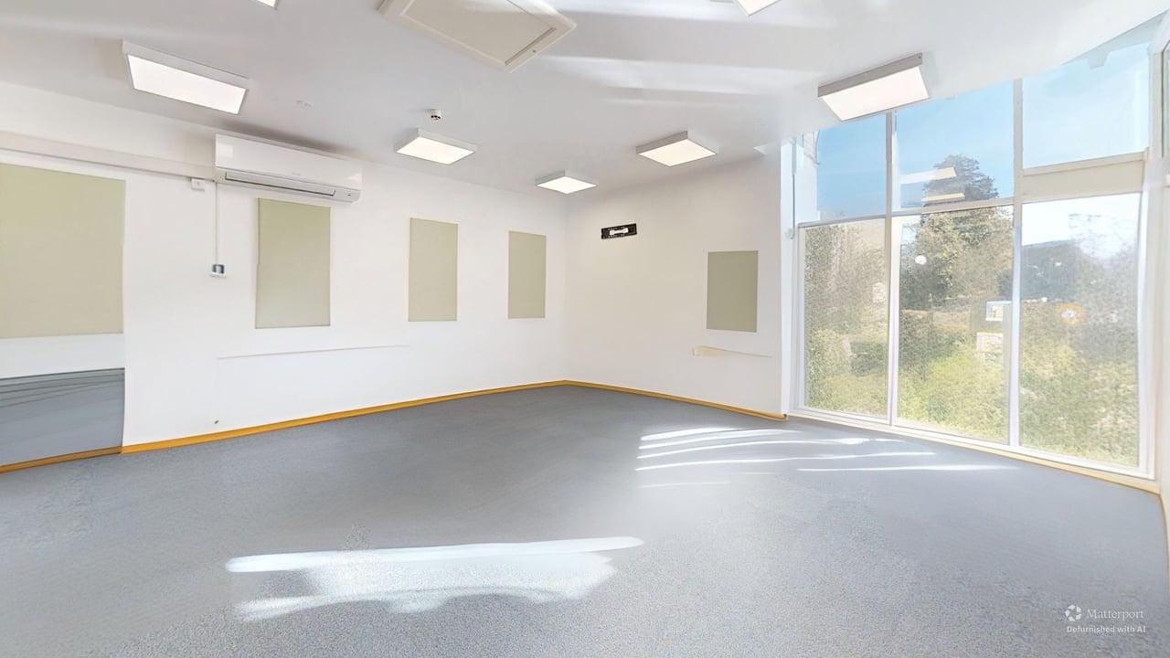 Unit-G10-Stirling-House-Photo-2-Defurnished