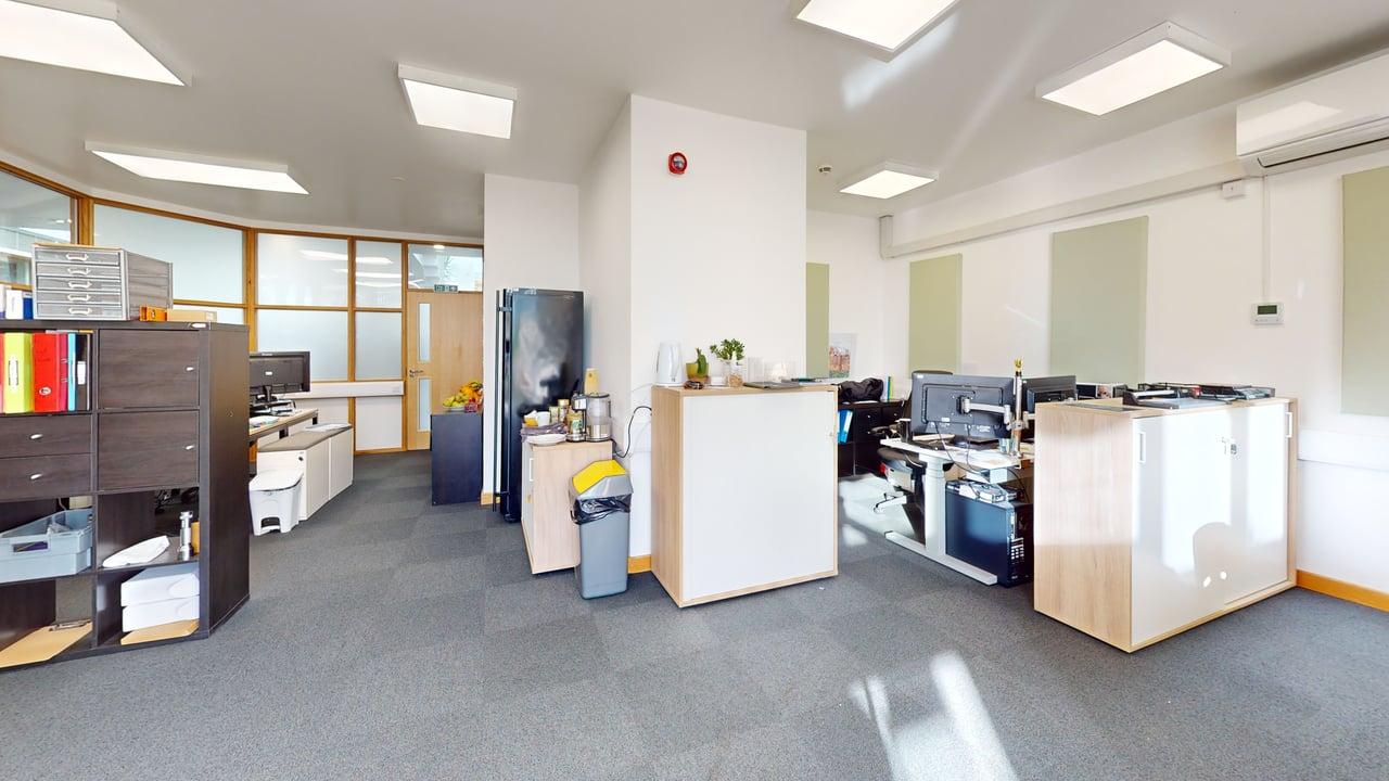 Unit-G10-Stirling-House-Photo-4